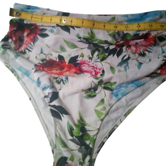 Cupshe  Bikini Bottom Size Large, Floral Print - Picture 6 of 8